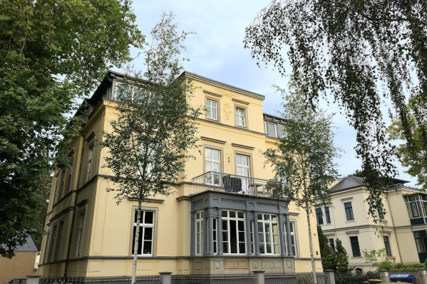 Firmenbürogebäude in Dresden